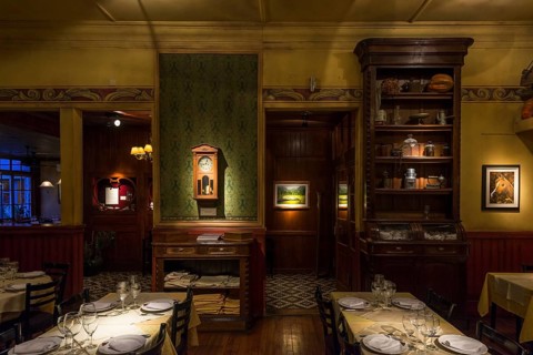 Restaurant in the Hotel Lacar