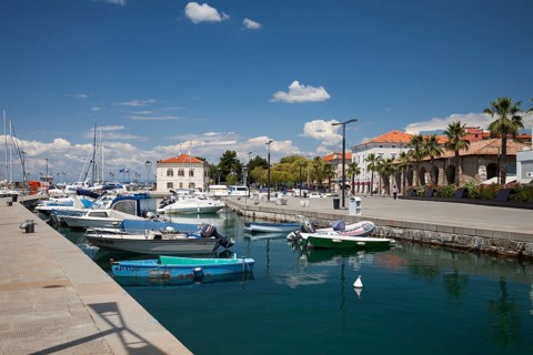 Marina