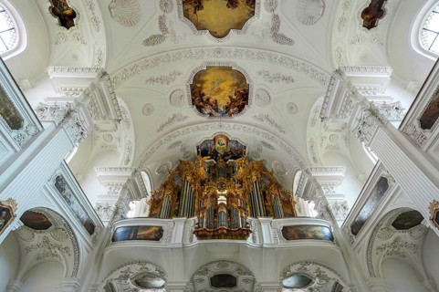 Organ loft