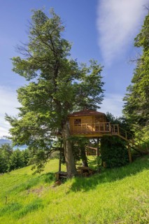 A tree house of the Terra Luna Lodge