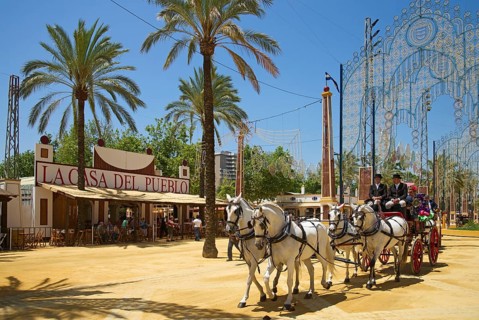 Coach at the Feria del Caballo