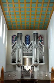 Beckerath organ on the west gallery