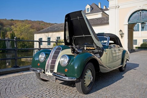 Vintage BMW 327-28
