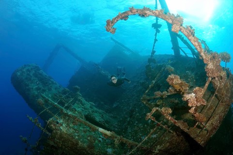 Freediver diving the Gianis D wreck