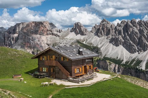 Steviahutte mountain inn