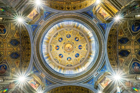 Crossing with dome