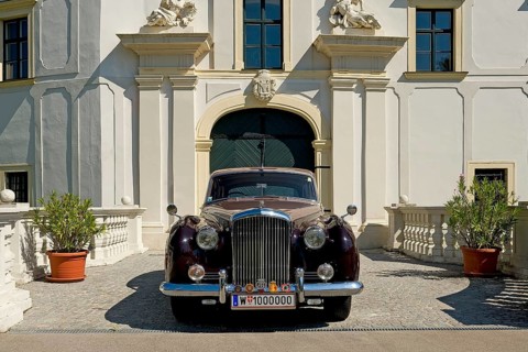 Bentley S1