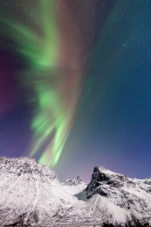 Aurora over the Grotfjord
