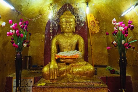 Gilded Buddha in the Shwezigon Pagoda