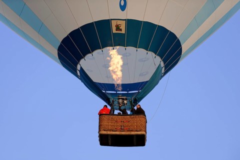Hot air balloon