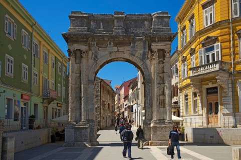Arch of the Sergii