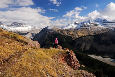 Parkers Ridge Trail in the Rocky Mountains