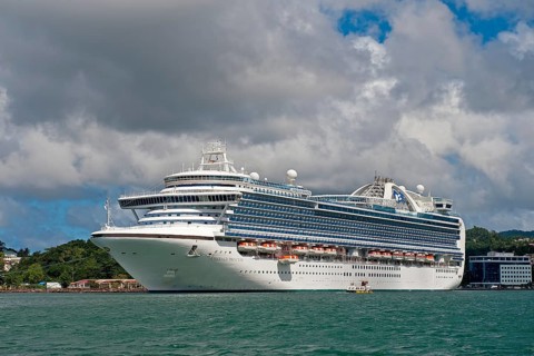 Cruise ship Emerald Princess