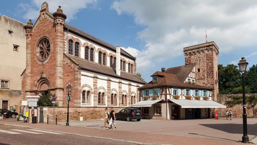 Place Andre Neher with synagogue and fortification tower