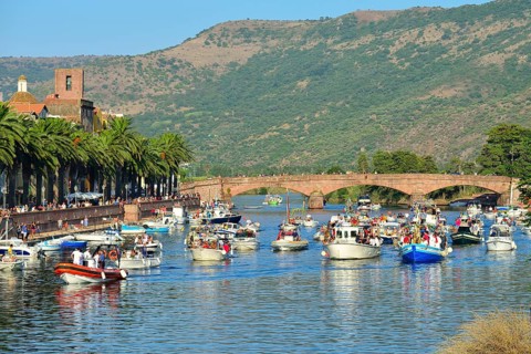 Boat procession