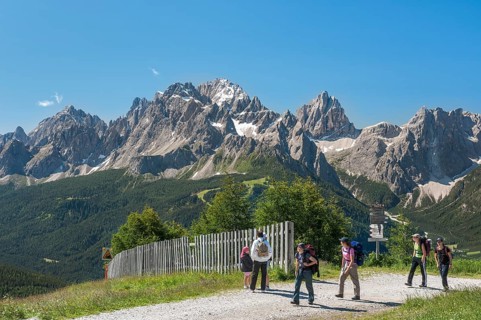 Hikers on Mt Helm
