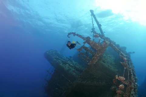 Freediver diving the Gianis D wreck