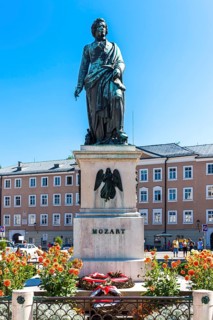 Mozart Monument