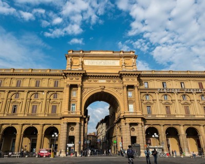 Arcone arch