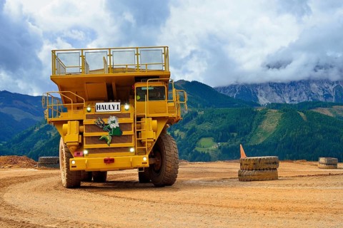 Heavy duty trucks