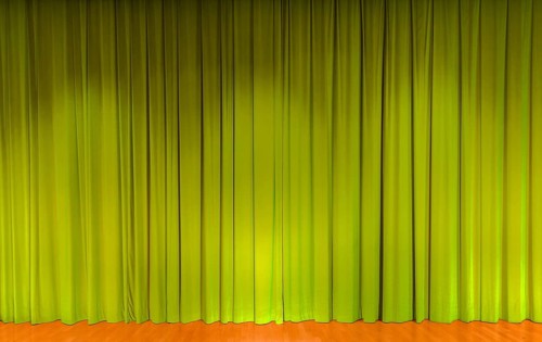 A curtain in green