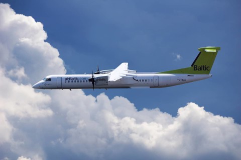 Aircraft YL-BAJ Air Baltic De Havilland Dash 8 in flight
