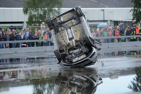 Car rollover test