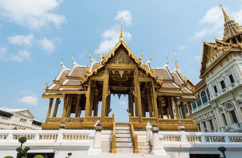 Pavilion in front of Chakri Maha Prasat in the Grand Palace