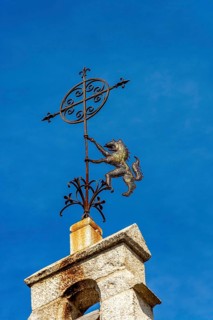 Weather vane with the Beast of Gevaudan