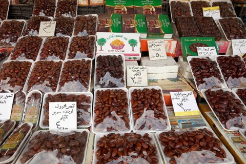 Dates in Styrofoam trays