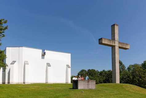 Memorial chapel
