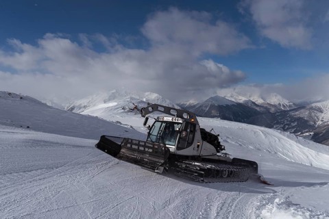 Snowcat at the Venet
