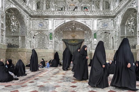 Silver muqarnas