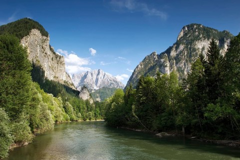 View from the Enns bridge to the entrance of the Gesause range