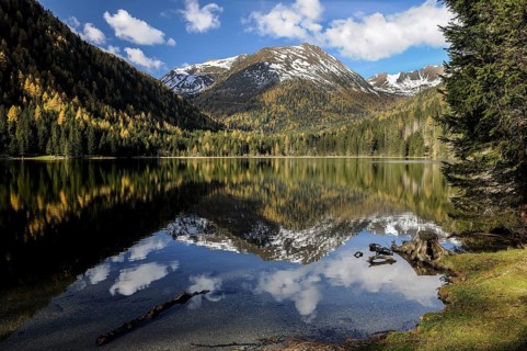 Etrachsee Lake with reflections