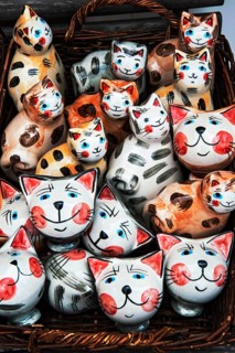 Ceramic cats