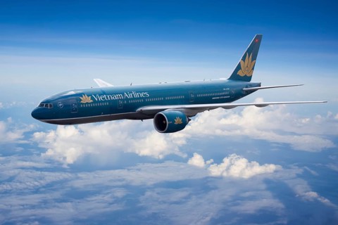 VN-A150 Vietnam Airlines Boeing 777-2Q8 ER in flight