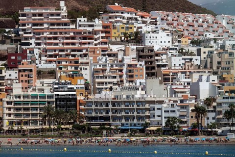 Hotel complexes