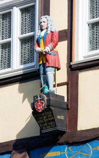 Statue of the doctor and miracle healer Dr. Eisenbarth at his last residence