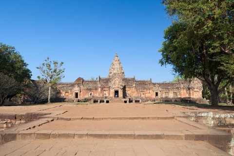 The terrace and the eastern gallery of Prasat Hin Phanom Rung temple