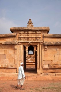 Indian visitors in the Hindu temples from the time of the Chalukya Empire at Aihole