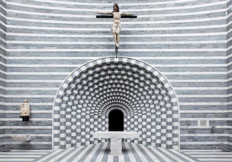 Chancel of the church Chiesa di San Giovanni Battista