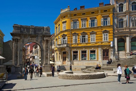 Arch of the Sergii