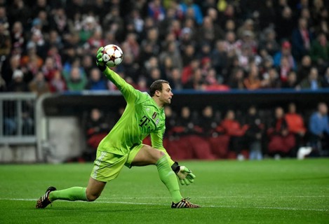 Goalkeeper Manuel Neuer