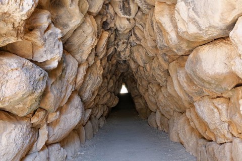 Earth gate in the Yerkapi rampart