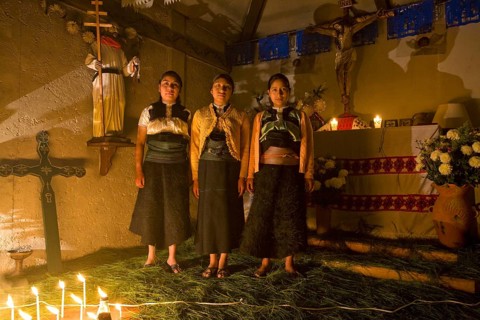 Group of highland indigenas at a sacrificial ceremony