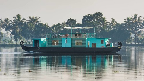 Luxurious Houseboat Discovery of the boutique hotel chain Malabar Escapes