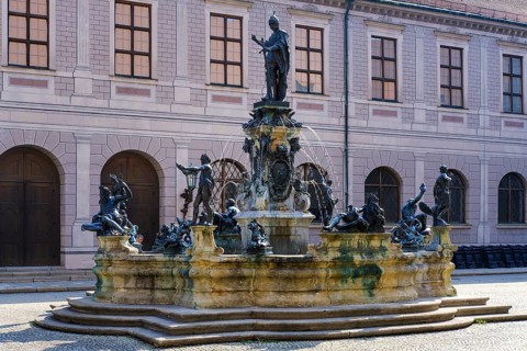 Statue of Otto von Wittelsbach on Wittelsbach fountain
