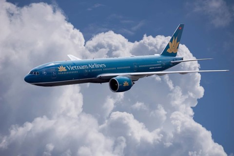 VN-A150 Vietnam Airlines Boeing 777-2Q8 ER in flight