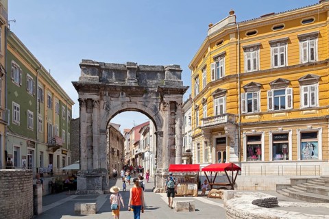 Arch of the Sergii